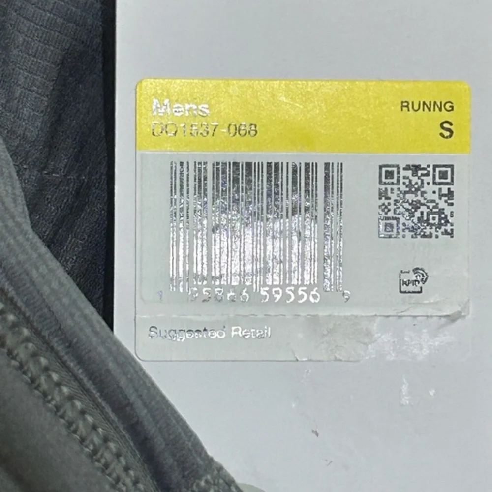 Nike men’s running shorts drifit gray lined pockets size small NWT‎